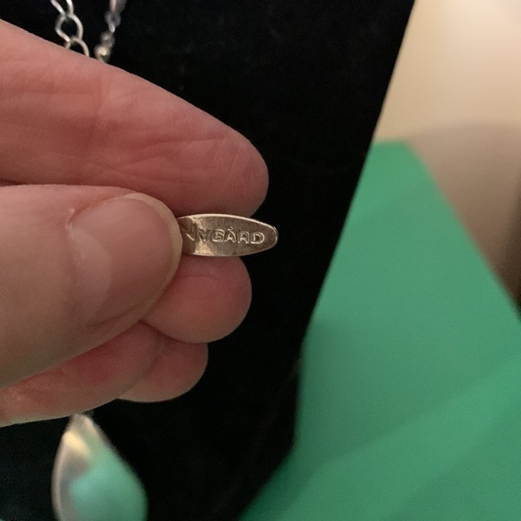 Beautiful Nygard necklace jewelry, 32”, leaf design on pendant - Picture 4 of 7